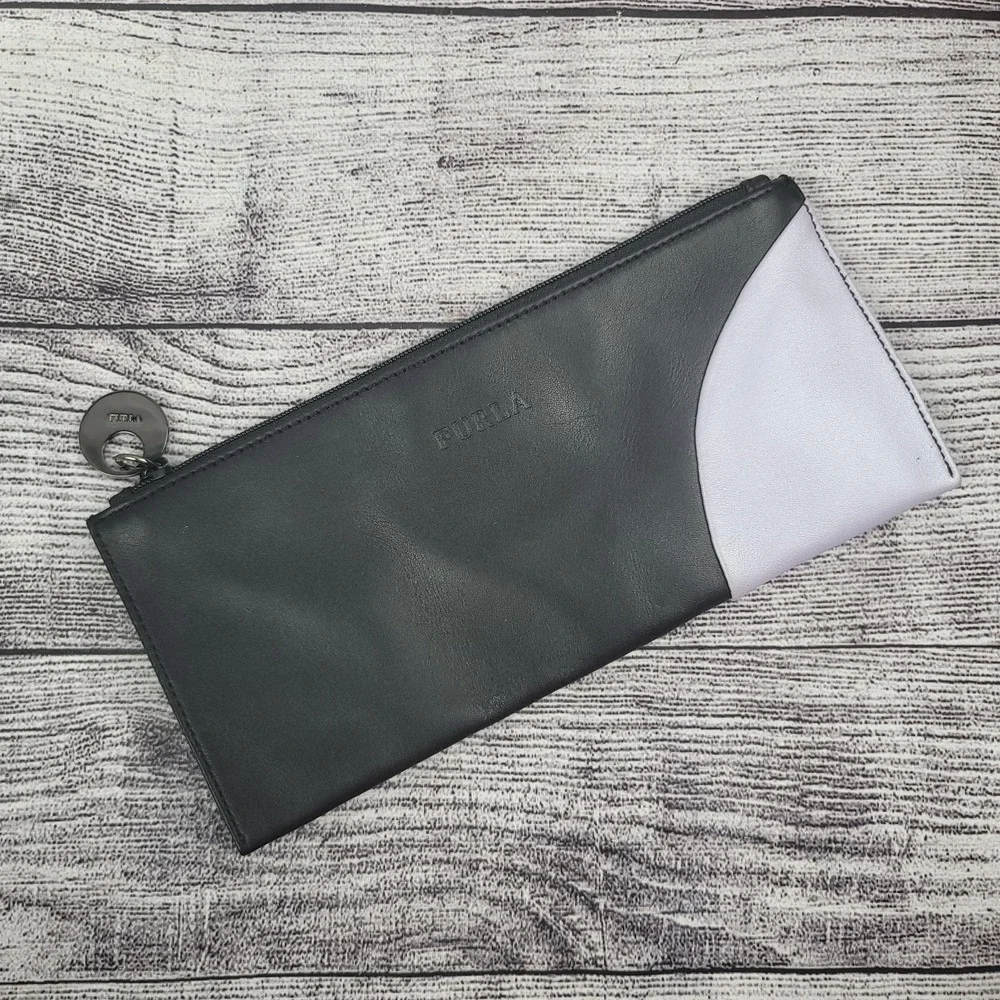 Furla Zip Pouch Wallet Black/Lilac